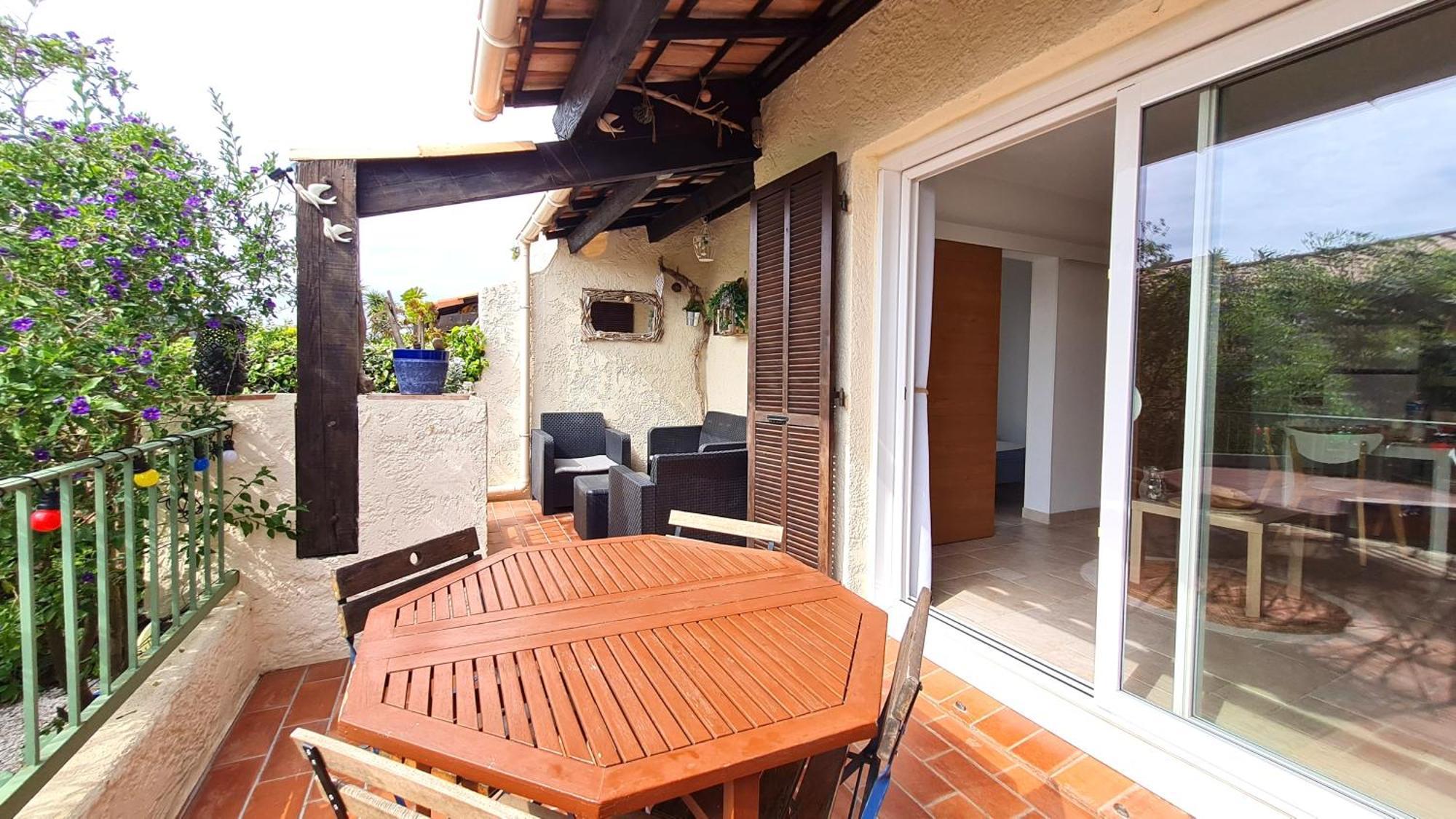 Bel Appartement Renove, Avec Terrasse Et Piscine La Croix-Valmer Exterior foto